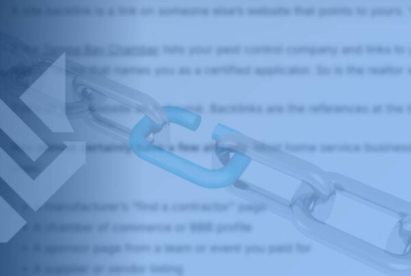 Chain links connecting with one highlighted blue, representing site backlinks in home service SEO